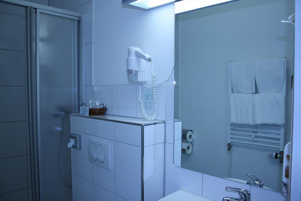 המבורג Hotel Marienthal Garni מראה חיצוני תמונה